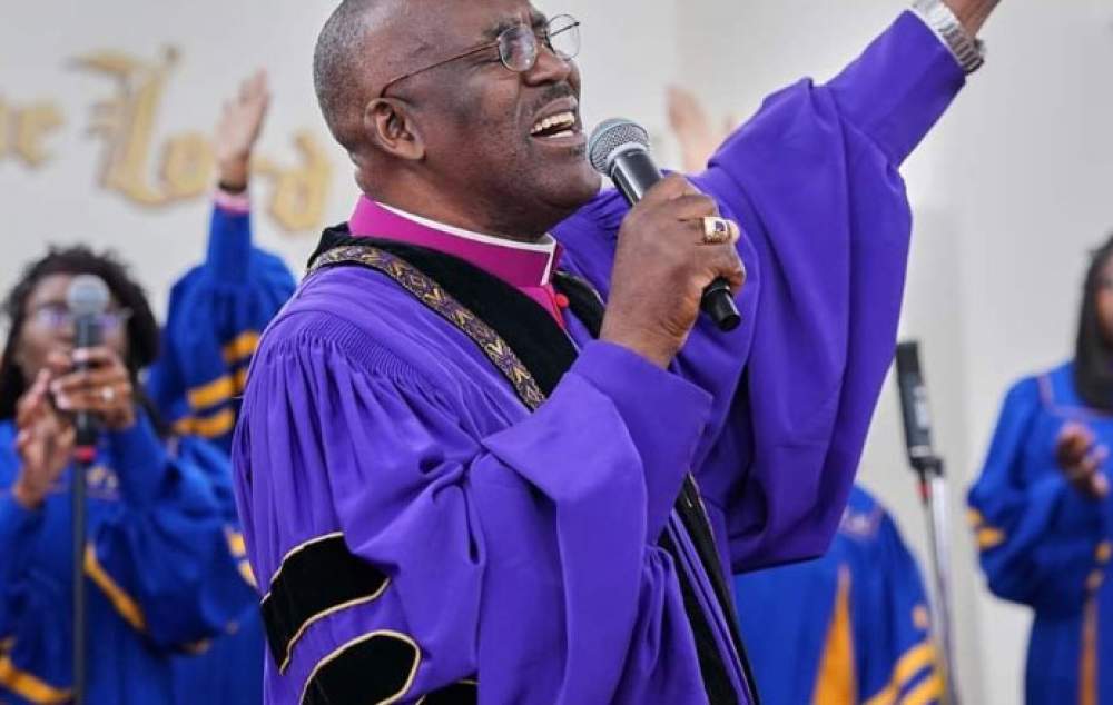 Bishop Dr. Donald Maxwell image